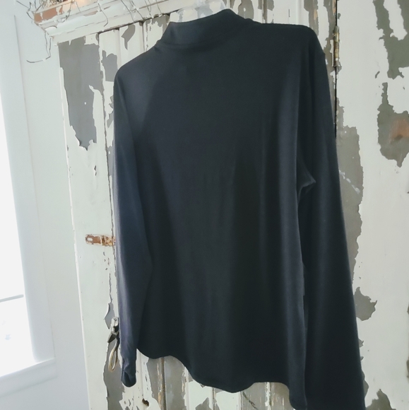BLACK ZIP NECK MEDIUM OLD NAVY ACTIVE WITH 4-WAY STRETCH - Picture 4 of 6